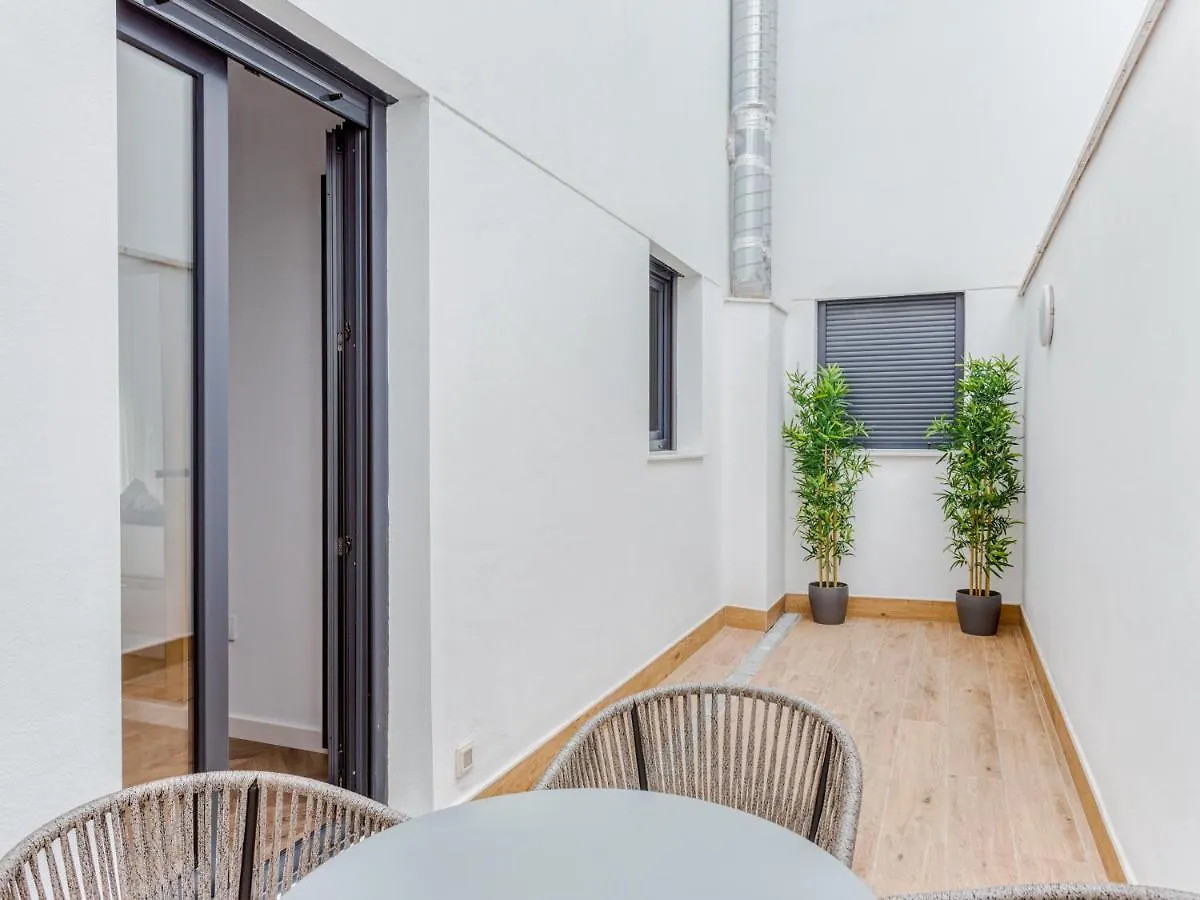 Limehome Malaga Calle Ancha Del Carmen - Digital Access 3*,  İspanya
